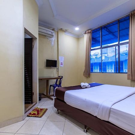 Star Inn Medan Bagian luar foto
