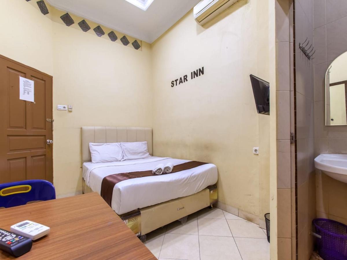 Star Inn Medan Bagian luar foto